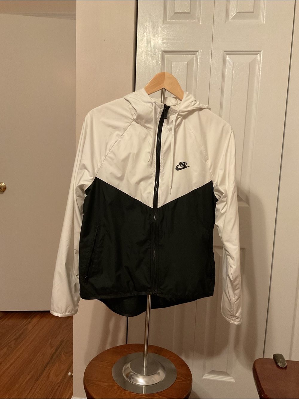 Nike White and Black Hooded Utility Windbreaker Jacket